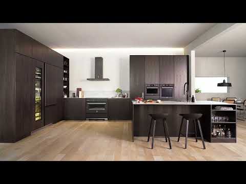 Bertazzoni 24-inch Wall Mount Range Hood KU24 PRO 1 XV EXTERNAL_VIDEO 1